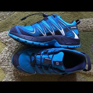 Kids size 2 salomon xs pro from EU